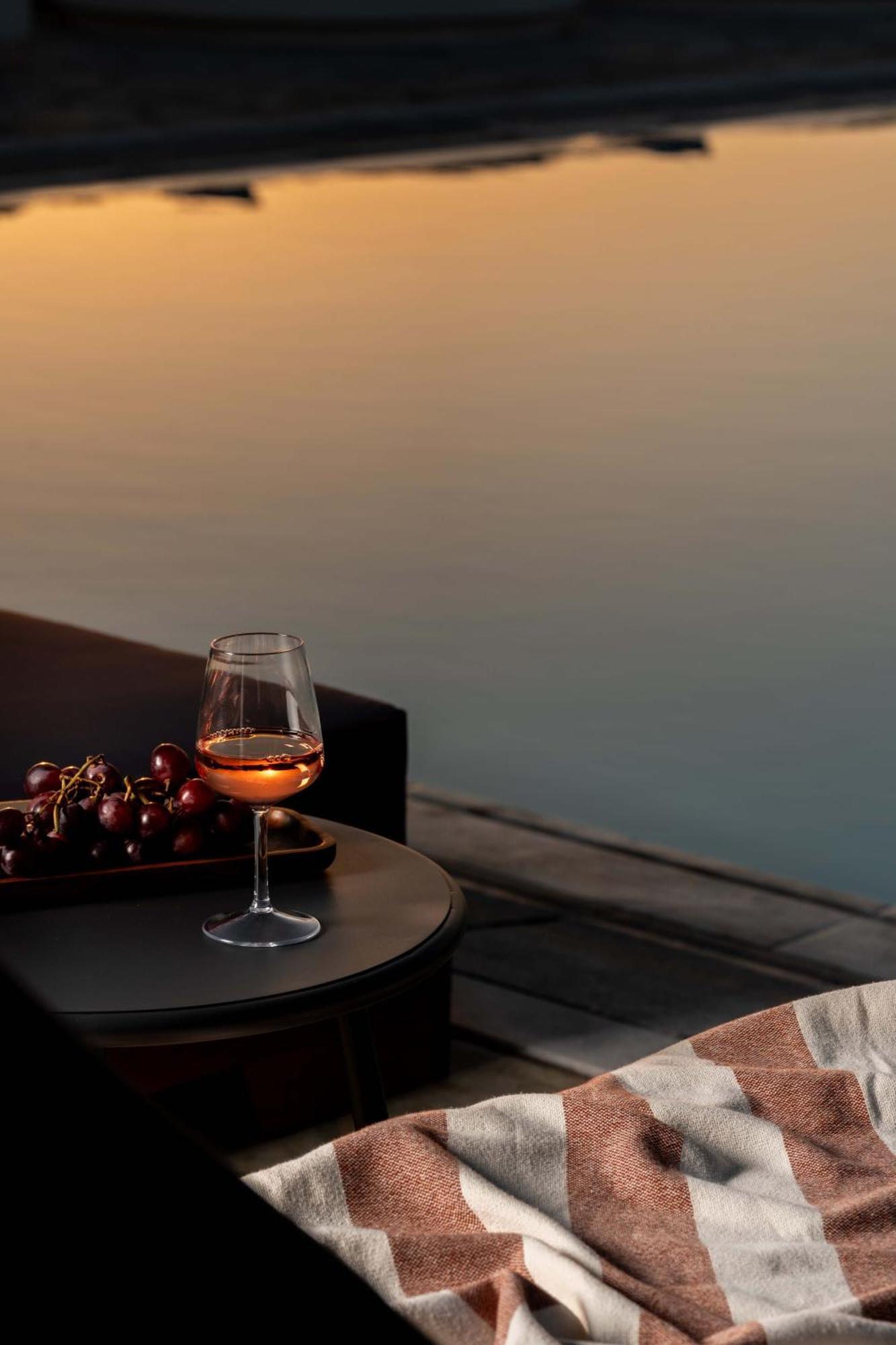 Philosophy Of Mykonos Boutique Hotel Mykonos Town Екстер'єр фото